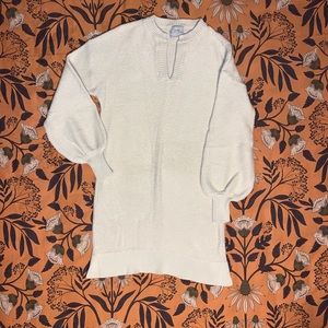 UO vneck balloon sleeve cream sweater dress size s